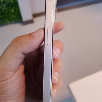 İPhone 14 Bataryası Şişti Güvenlik Endişesi Ve 5.000 TL Değişim Ücreti
