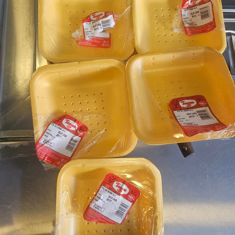 Paketli Tavuk Göğsünde Kemik Çıkması Ve Gıda Güvenliği Endişesi