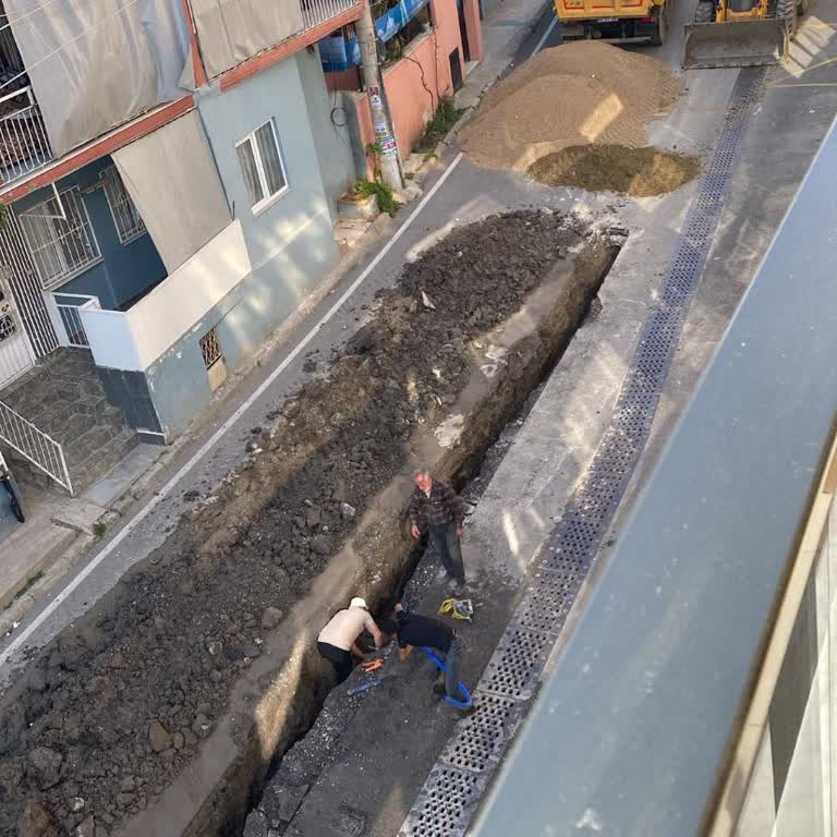 Kazılan Yollar Asfaltlanmadığı İçin Sağlık Ve Yaşam Kalitesi Tehlikede