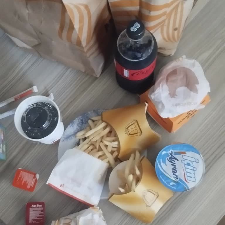 Eksik Happy Meal Siparişi Ve Cevapsız Müşteri Desteği