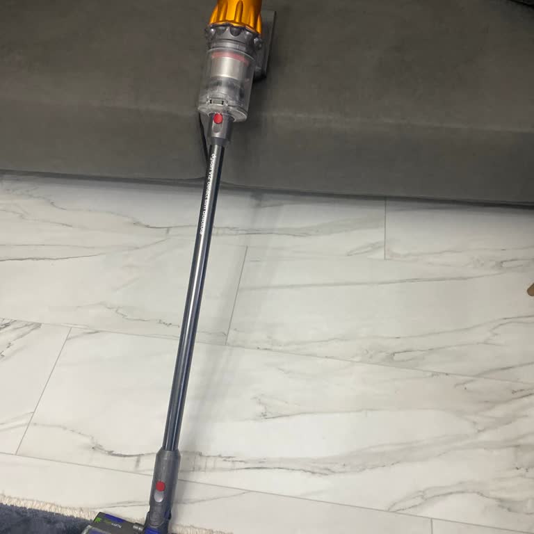 Dyson V12 Süpürge Durup Tekrar Çalışıyor, Ücretsiz Onarım Talebi