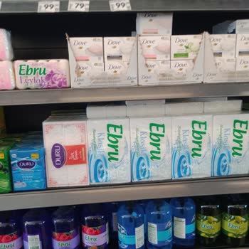 Şok Market Ova Kınık Şubesinde Fiyat Etiketleri Yok