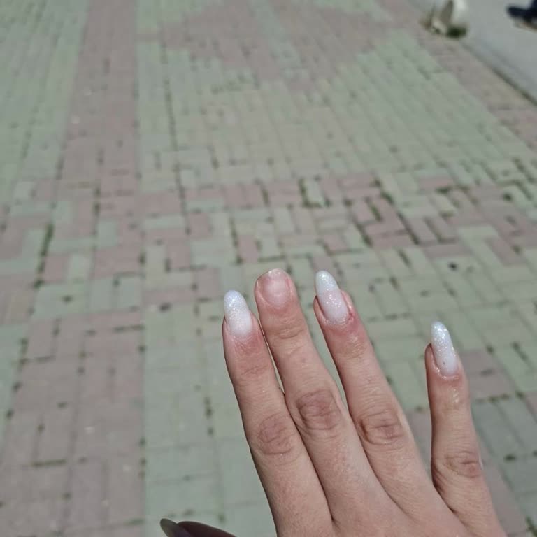 Kötü Jel Tırnak Deneyimi ve Uyarı
