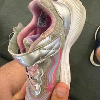 Skechers Ayakkabısında Yırtılma Ve Kötü Koku, Boyner İadesi Bekliyor