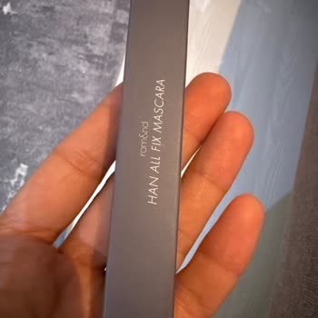 Suya Dayanıklı Mascara Çıkarılamıyor, Göz Kızarıklığı Ve Kirpik Dökülmesi
