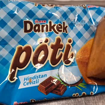 Ülker Dankek Pöti Hindistan Cevizli'nde Plastik Parça Tespiti Ve Sağlık Riski