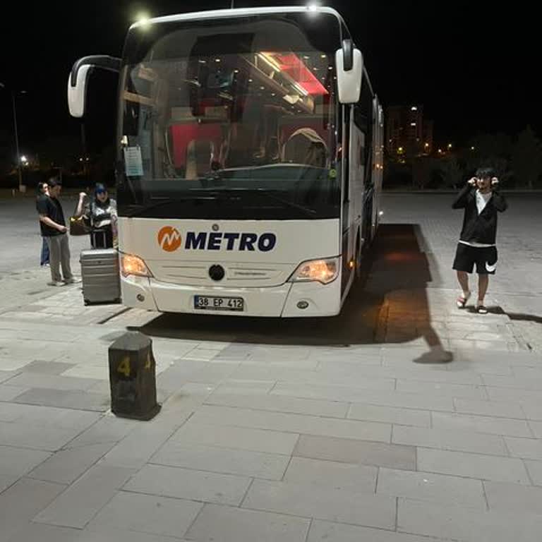 İtfaiye Garajı Sözünü Aşan Şoför Gece Yürümek Zorunda Bıraktı