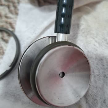 Littmann Stetoskopu Kısa Sürede Deforme Olup Yırtıldı