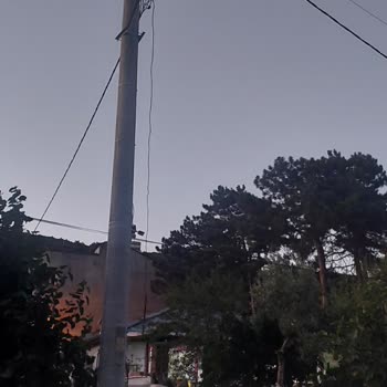 Arap Sokak Lambası Çalışmıyor: Güvenlik İçin Acil Onarım Gerekiyor