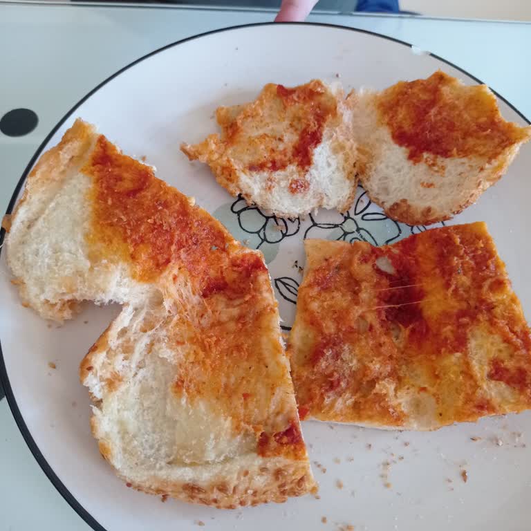 Boş Tost Gönderildi, Yemeksepeti Ve Köfteci Yusuf’tan İade Ve Özür Talebi