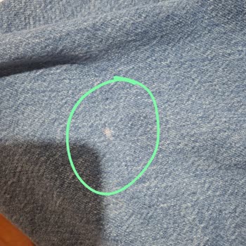 Defolu Pantolonlar Ve Geri Dönüşsüz Mağaza Hizmeti Nedeniyle Yaşadığım Mağduriyet