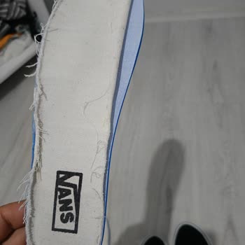 Crafsneakers İthal Gibi Tanıtılan Replika Ayakkabılar Kısa Sürede Bozuldu