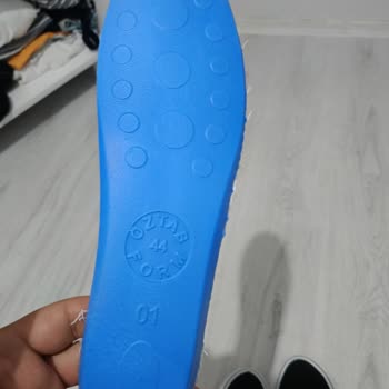 Crafsneakers İthal Gibi Tanıtılan Replika Ayakkabılar Kısa Sürede Bozuldu