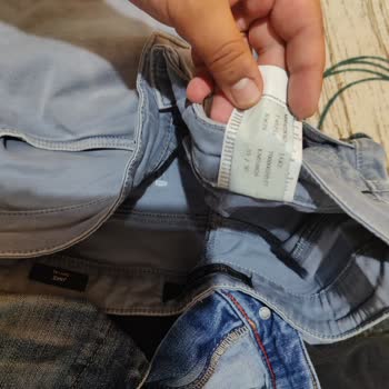 Mavi Pantolonlarda Tekrarlayan Dikiş Yırtılması Ve Müşteri Hizmetlerinin Destek Vermemesi