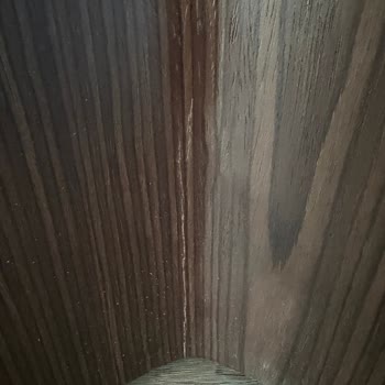 İki Ayağındaki Kaplama Çatlakları İçin Hızlı Parça Değişimi Talebi