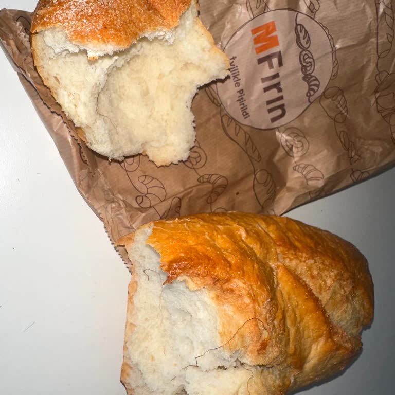 Migros Tombul Ekmekte Saç Çıktı, Hijyen Kontrolü Şart