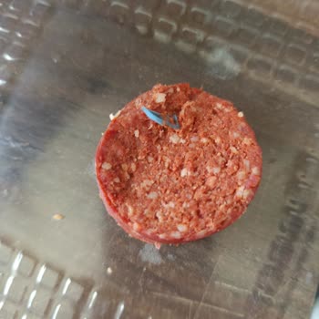 BİM Sucukta Lastik Çıktı Çocuk Güveni Tehlikede