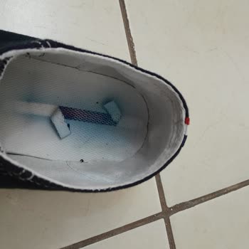 Ayakkabının 3 Gün İçinde Bozulması Ve Mağazanın Geri Dönüş Vermemesi