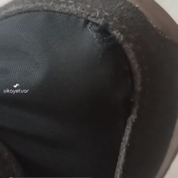 Reebok, Ürettiği Malın Hatasını Kabul Etmiyor