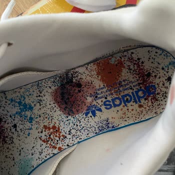 Adidas Ozelia Ayakkabısının Dayanıksız Tabanı Ayak Yaraladı