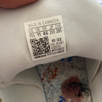 Adidas Ozelia Ayakkabısının Dayanıksız Tabanı Ayak Yaraladı