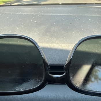 Rayban Gözlüğümde Soyulma, Garanti İçin Mağaza Bulunamıyor