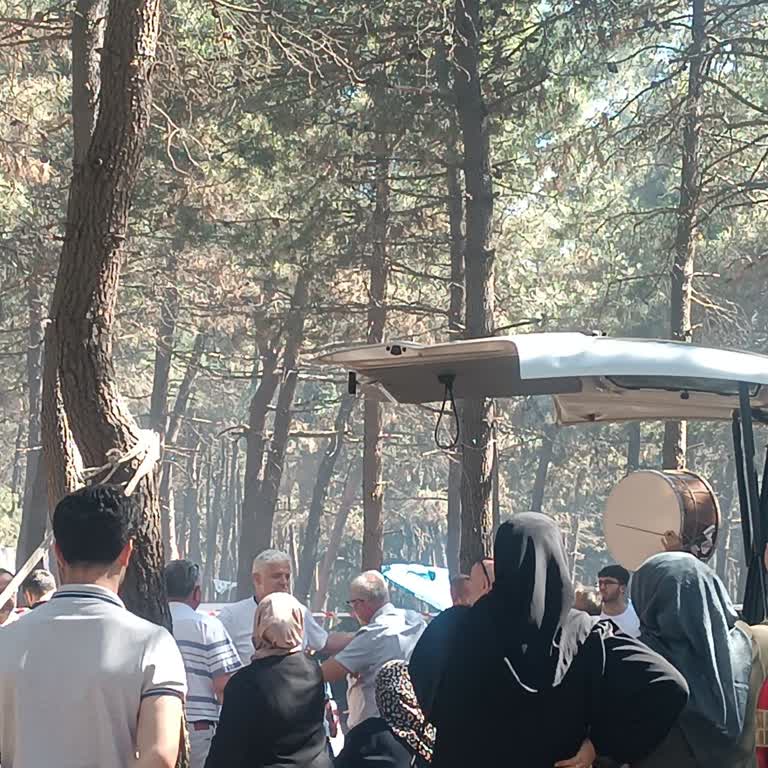 Samandıra Aydos Piknik Alanında Saatlerce Süren Davul Zurna Gürültüsü
