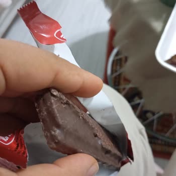 A101'de Satın Alınan Gofret Üç Katlı Olması Gereken Üründe Kat Eksikliği