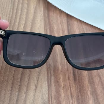 Kısa Sürede Cam Sorunu Ve Garanti Dışı Ücretsiz Değişim İsteği
