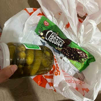 Migros Hemen Siparişindeki Dondurma Yanlış Poşete Konuldu, Eridi; İade Talebi