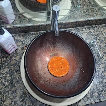 Tatilcikuş Otel Genel Olarak Son Derece Kötü Durumda