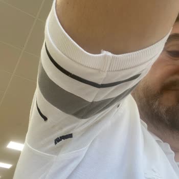 Lacoste Tişörtündeki Şeritlerin Erken Dökülmesi Ve Değişim Talebi