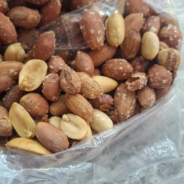 Jumbo İbaresi Altındaki Yer Fıstığı Ambalajı Yanıltıcı