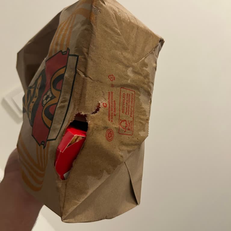 McDonald's Siparişinde Işlanmış Yemek Ve İade Talebi