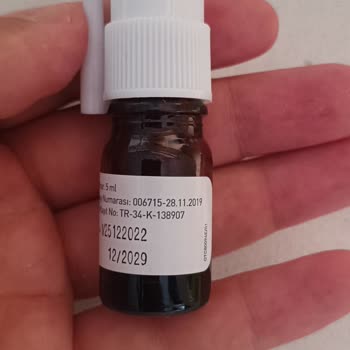 Üretim Tarihi 2022 Olan Vitamin B12 Ürünün Etkisizliği Ve Şirketten Cevap Almama