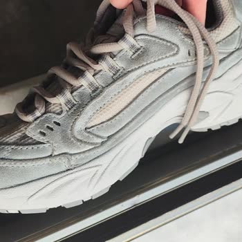 İlk Yıkamada Renk Değişen Skechers Ayakkabı Ve Müşteri Hizmetlerine Ulaşılamama