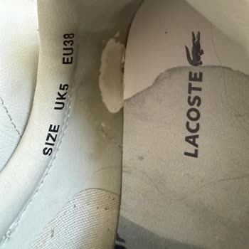 Lacoste Ayakkabısında Yırtılma Ve Deri Soyulması Ücret İadesi Talebi