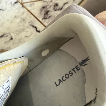 Lacoste Ayakkabısında Yırtılma Ve Deri Soyulması Ücret İadesi Talebi