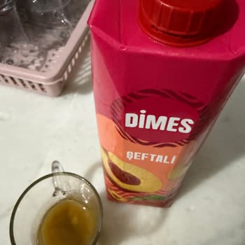 Dimes Şeftali Suyu İçinde Küf Parçası Tespit Edildi