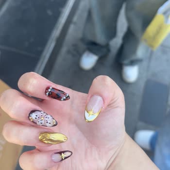 Lila Beauty Bakırköy Şubesinde Tırnak İşleminde Saygısız Ve Özensiz Hizmet, Ücret İadesi Talebi