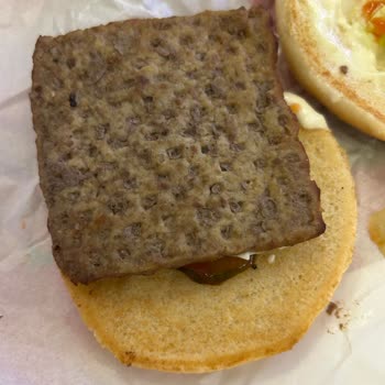 Nevşehir Burger King Şubesinde Bozuk Et Kokusu Ve Hijyen Denetimi Talebi