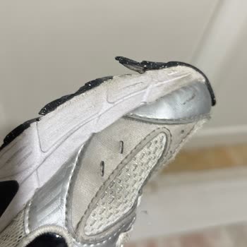 Nike Çocuk Ayakkabısının 5 Ayda Deformasyonu Ve Mağazanın İade Reddi
