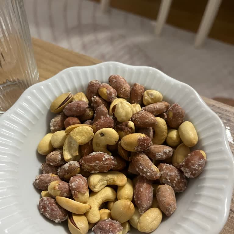 Tekrar Eden Yanlış Kuruyemiş Siparişi Ve Ücret İadesi Talebi