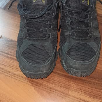 Skechers Ayakkabısında Bir Ayda İç Yırtık Ve Mağaza Kullanıcı Hatası İddiası