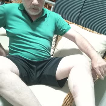 Fakir Temper Çaycının Kulpu Koptu, Kaynar Su Yanıklara Neden Oldu