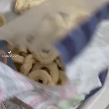 Feast Dondurulmuş Soğan Halkası Hüsranı!