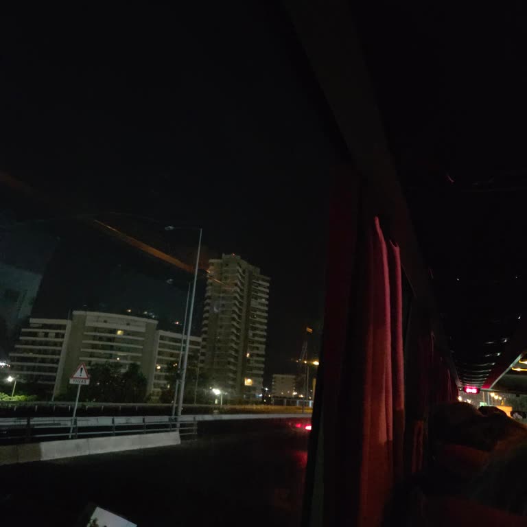 İzmir-İstanbul Seferinde 2 Saatlik Gecikme, Laubali Personel Ve Hijyen Sorunları