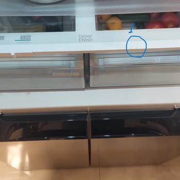 Garanti Süresi İçinde Siemens Buzdolabının Raf Çatlağı İçin Ücretsiz Parça Değişimi Talebi