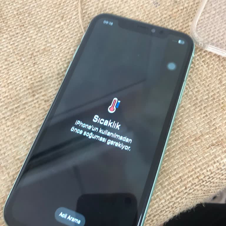 Orijinal Olmayan Ve Yanlış Depolama Kapasiteli İPhone 11 Teslimatı