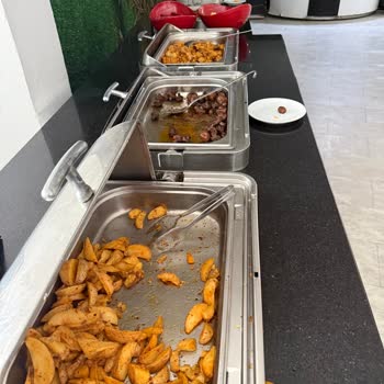 Hijyen Ve Yemek Kalitesi Çöküşü Otelde Her Şey Dahil Konsepti